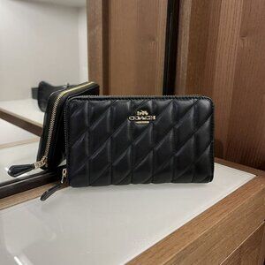COACH MEDIUM ID ZIP WALLET WITH QUILTING CZ339 IMBLK